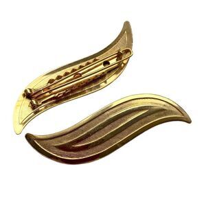 Vintage Gold Leaf Barrettes – Pair of Swoosh Metal Hair Clips